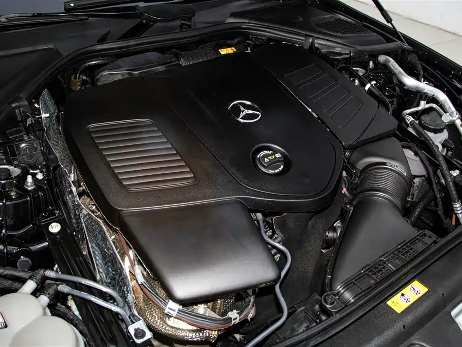 Mercedes-Benz E-Class 2024 — фото 12