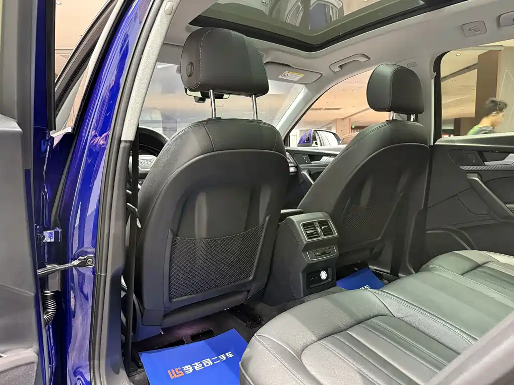 Audi Q5L 2021 — фото 14