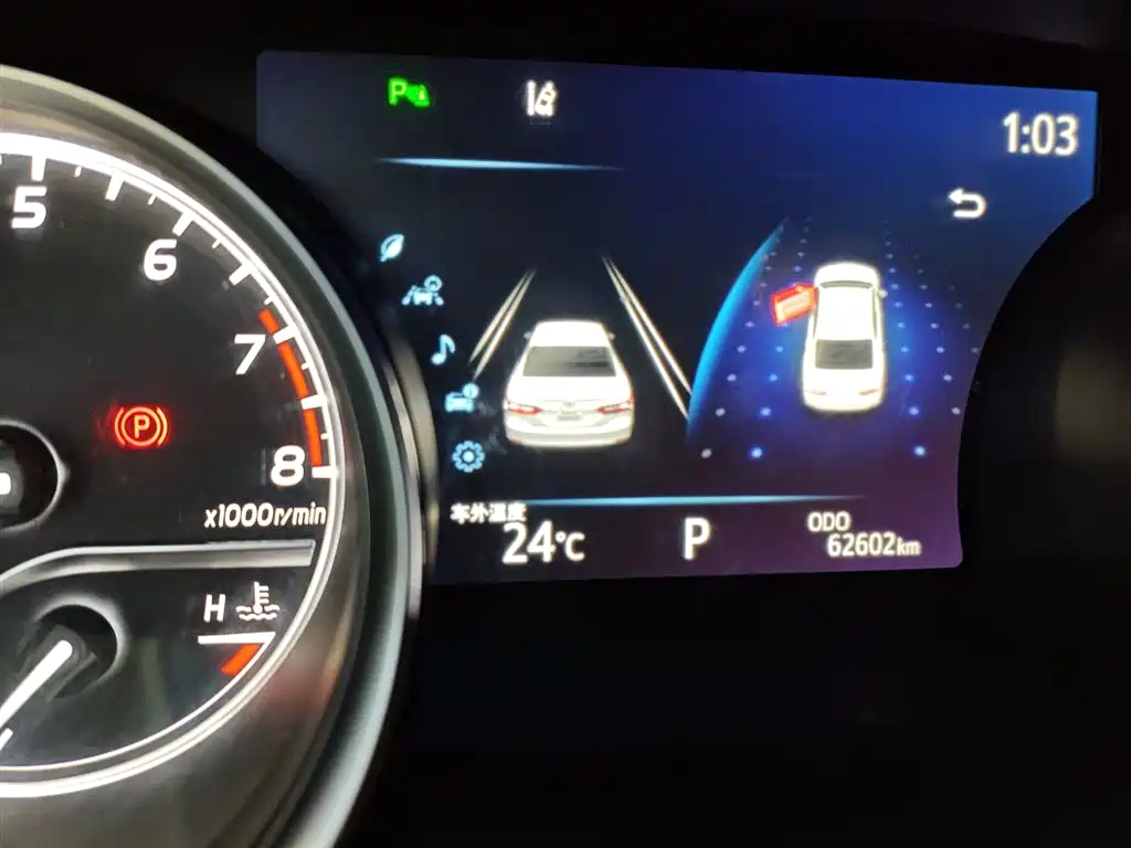 Toyota Camry 2020 — фото 12