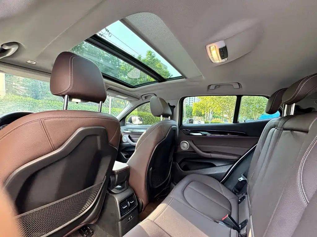 BMW X2 2021 — фото 17
