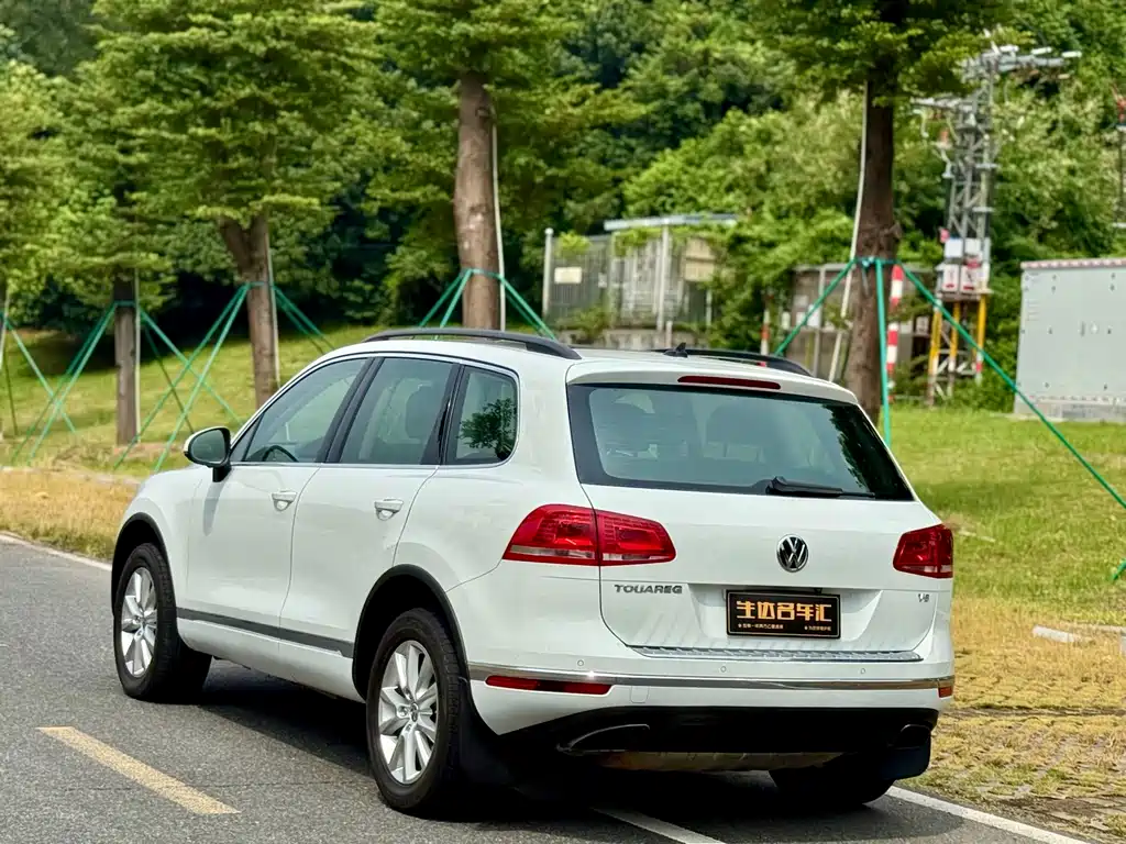 Volkswagen Touareg 2016 — фото 8