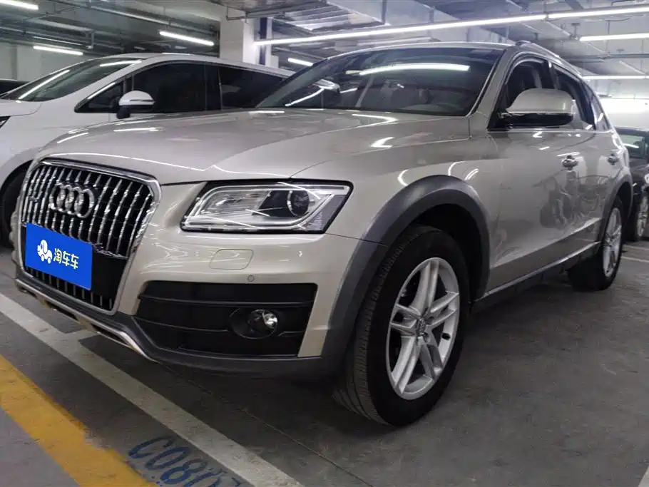 Audi Q5 2018 — фото 1