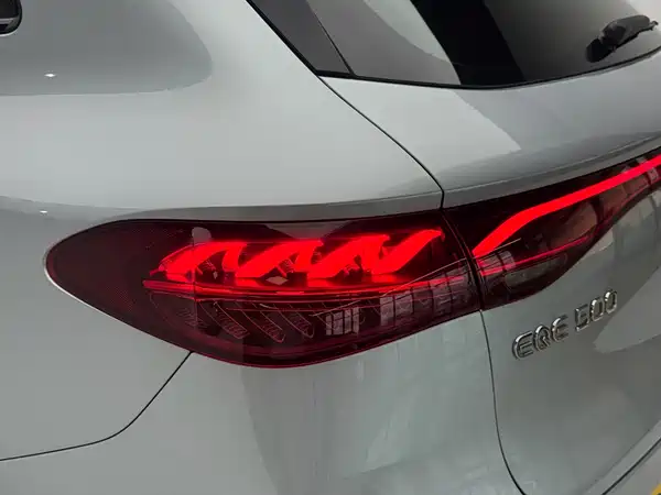 Mercedes-Benz EQE SUV 2023