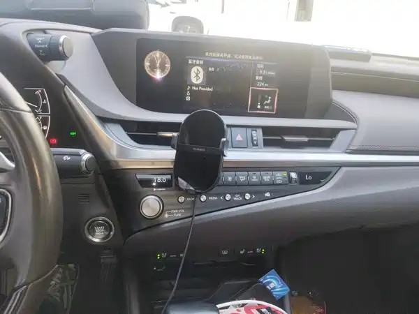 Lexus ES 2021