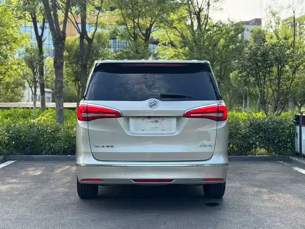 Buick GL8 2020
