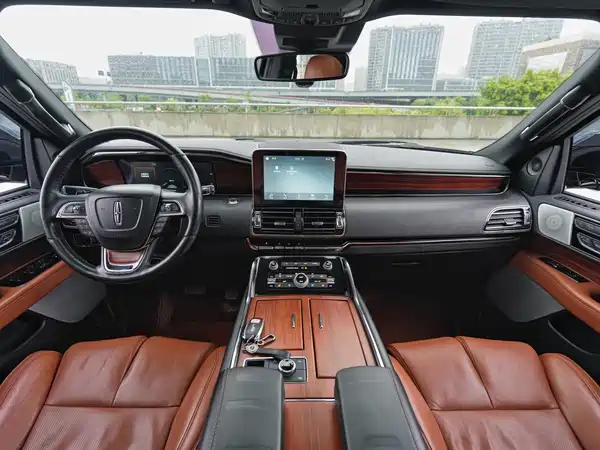 Lincoln Navigator 2020