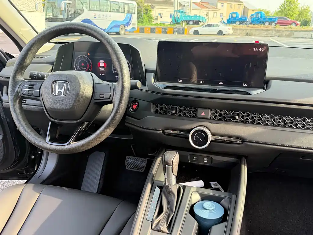 Honda Accord 2026 — фото 12