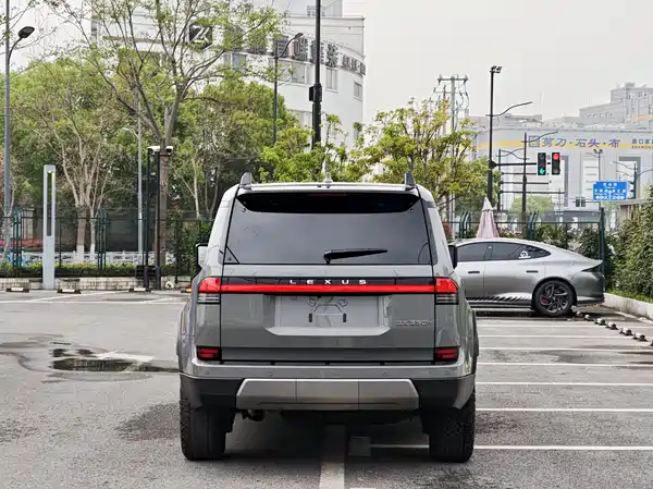 Lexus GX 2024