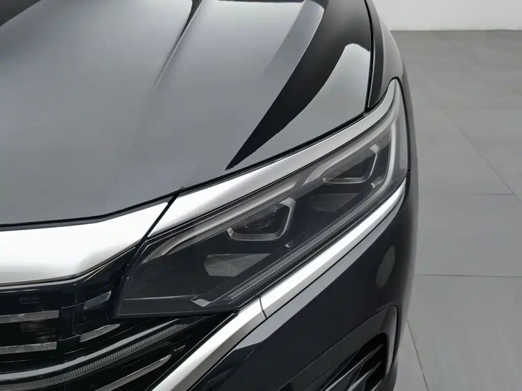 Volkswagen Passat 2022