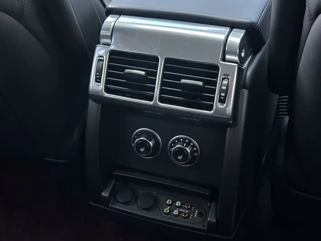 Land Rover Range Rover 2012 — фото 19