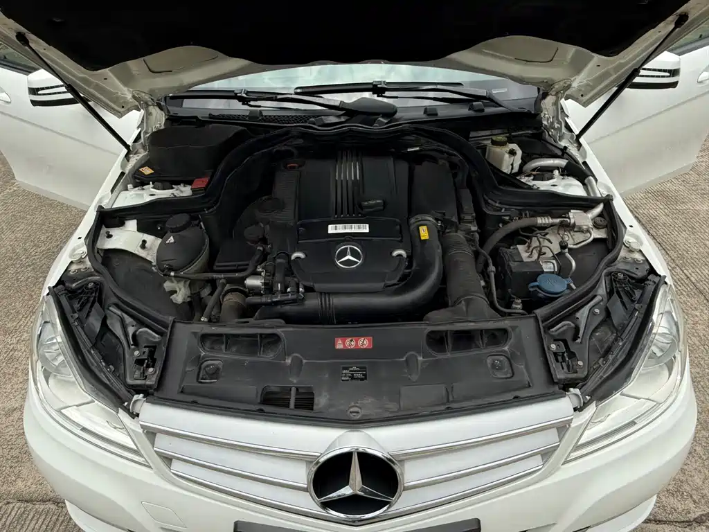 Mercedes-Benz C-Class 2013 — фото 17