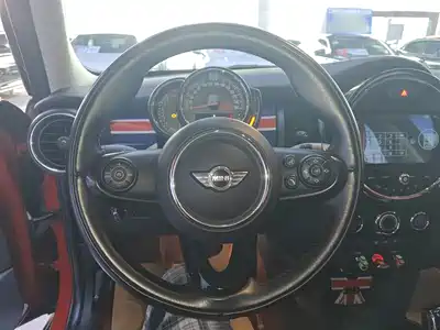 MINI MINI 2018