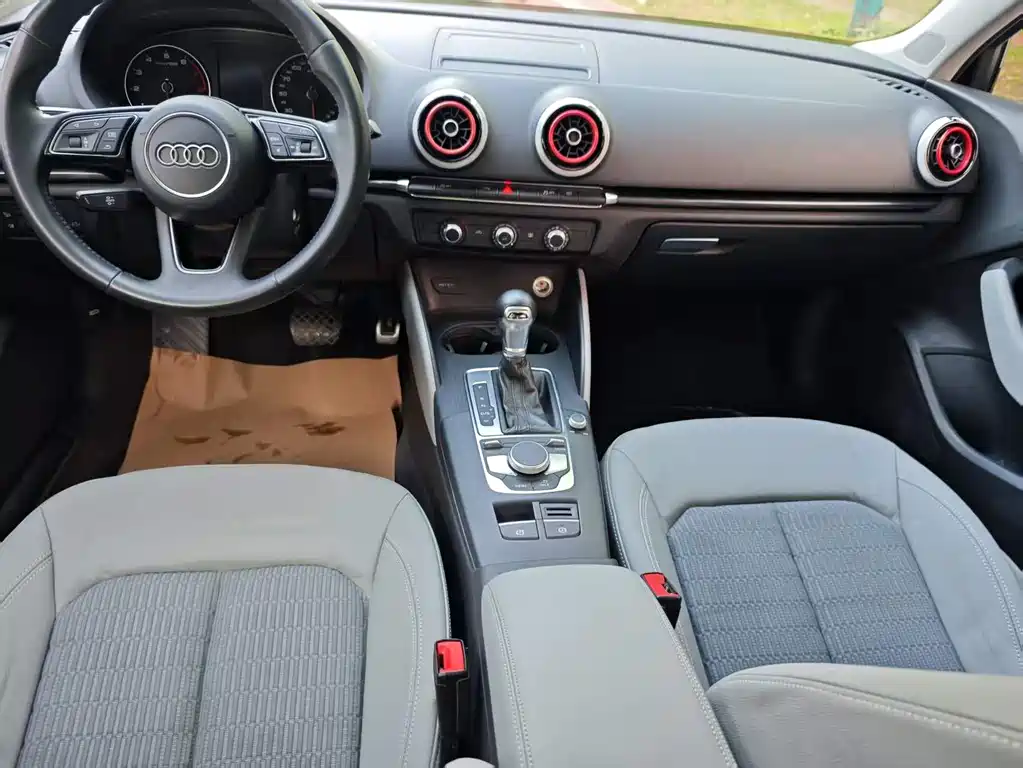 Audi A3 2020 — фото 14