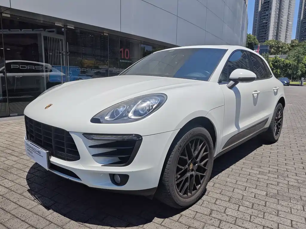 Porsche Macan 2015