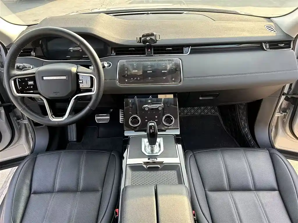 Land Rover Evoque 2024 — фото 24