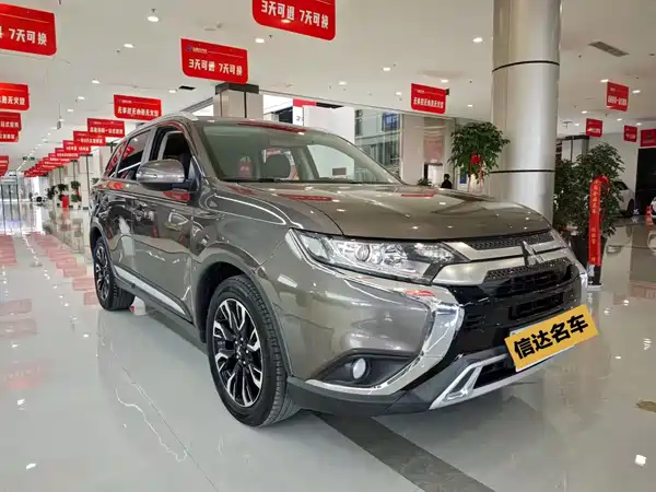 Mitsubishi Outlander 2019