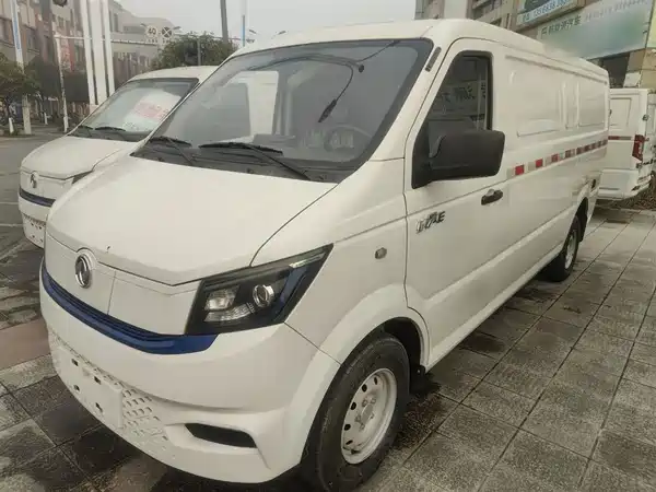 Dongfeng Yufeng EM27 2024