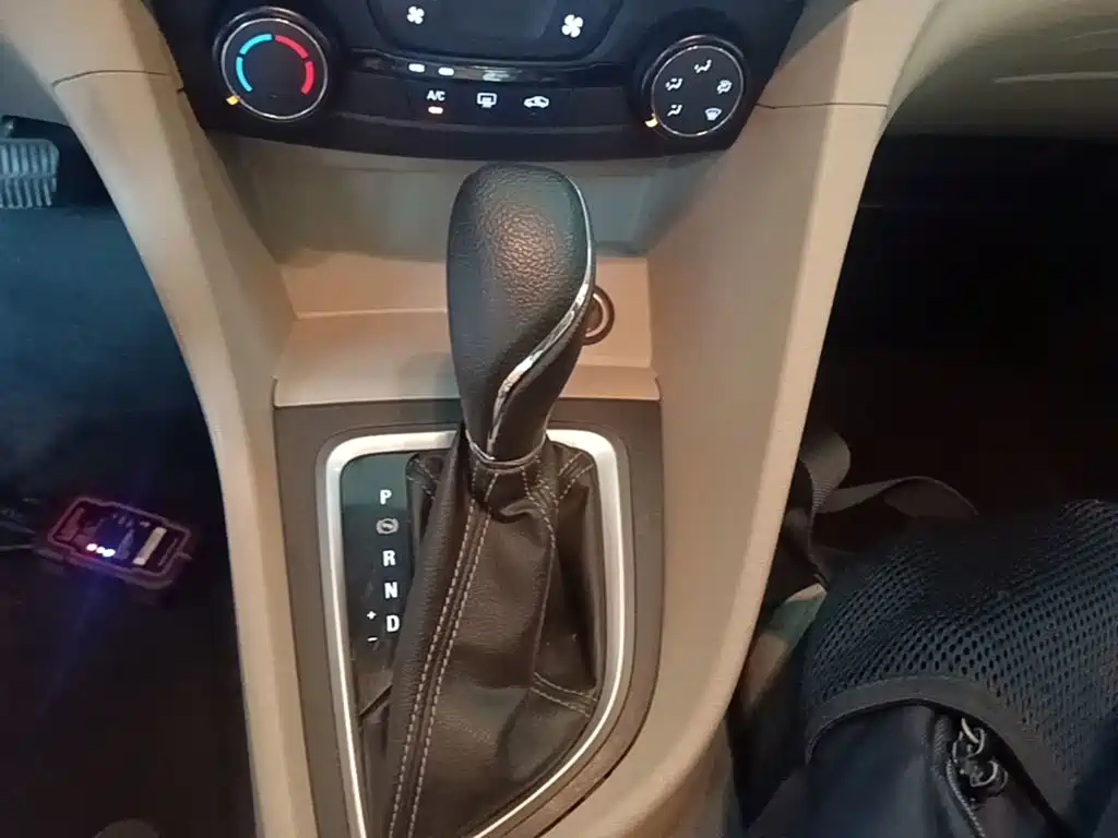 Buick Excelle GT 2020 — фото 14