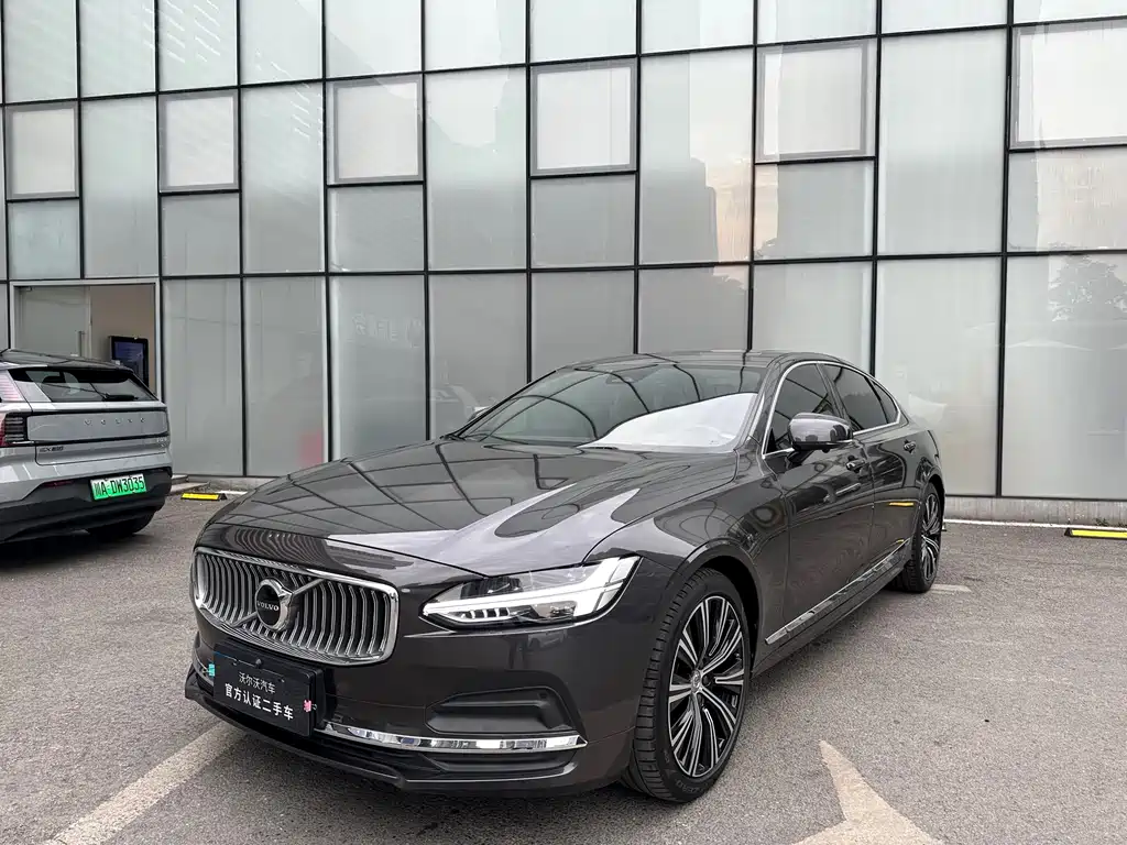 Volvo S90 2024 — фото 1