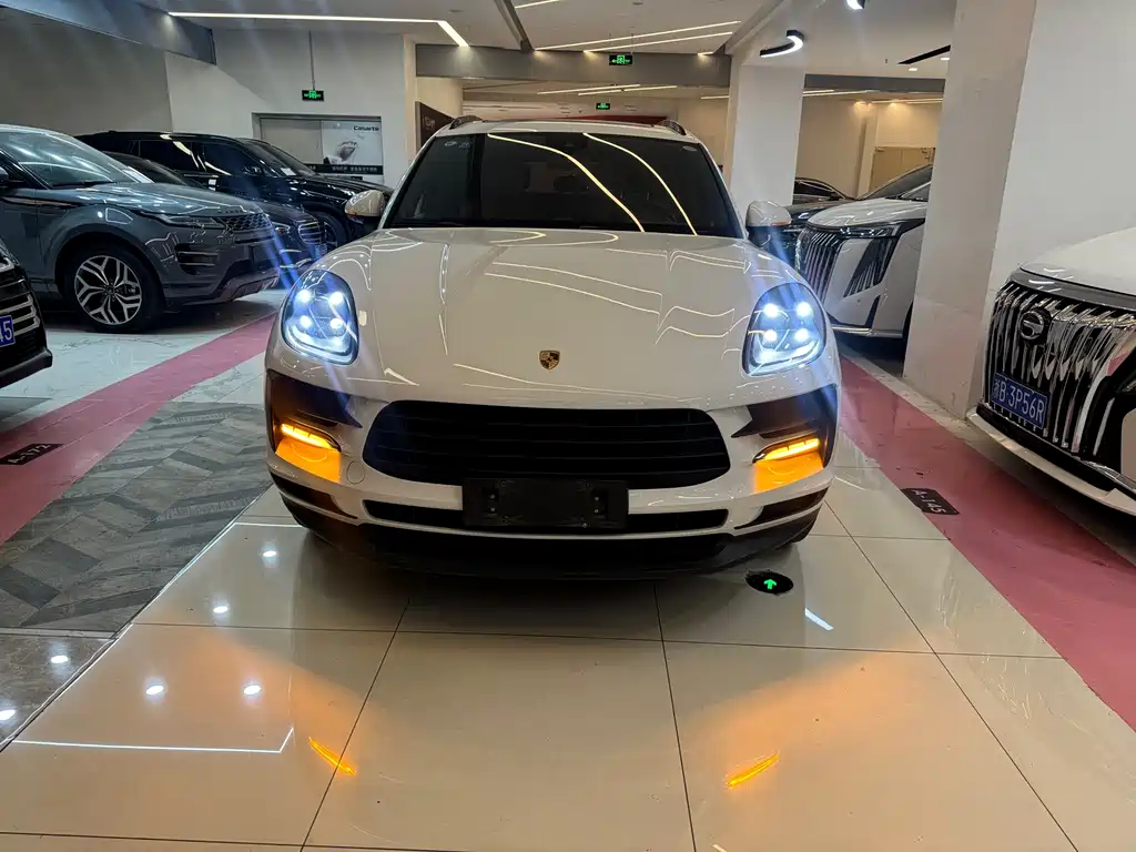 Porsche Macan 2020 — фото 2