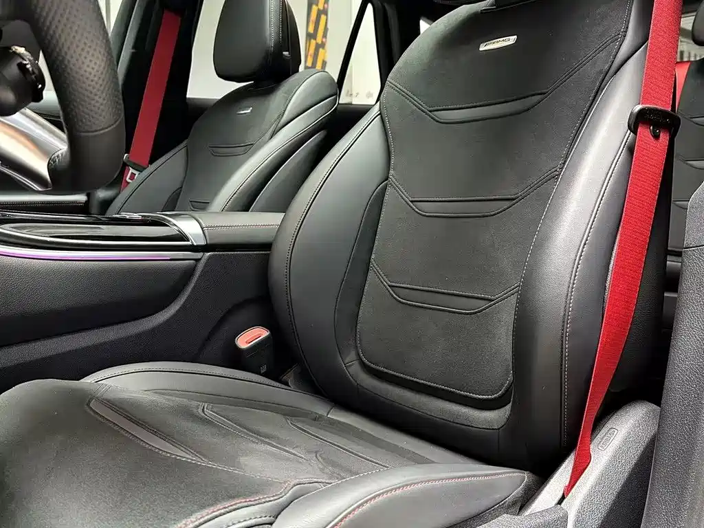 Mercedes-Benz GLC AMG 2025 — фото 15