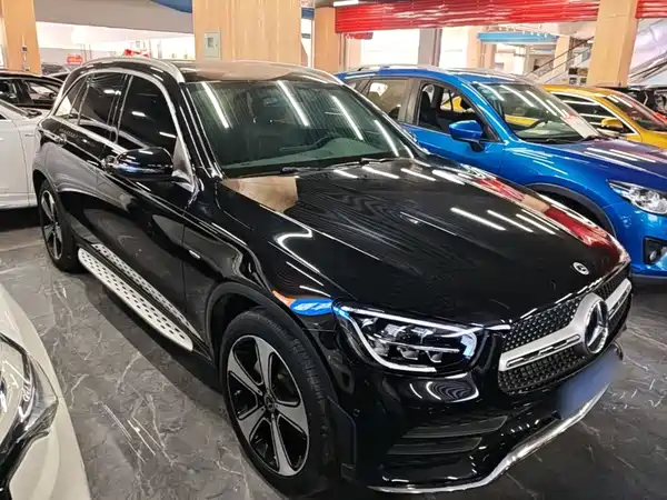 Mercedes-Benz GLC 2023