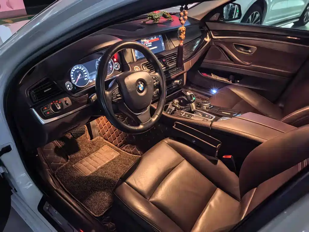 BMW 5 Series 2015 — фото 4