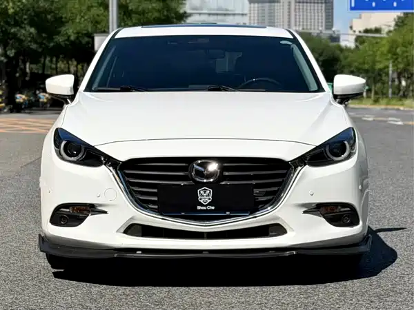 Mazda 3 Axela 2017