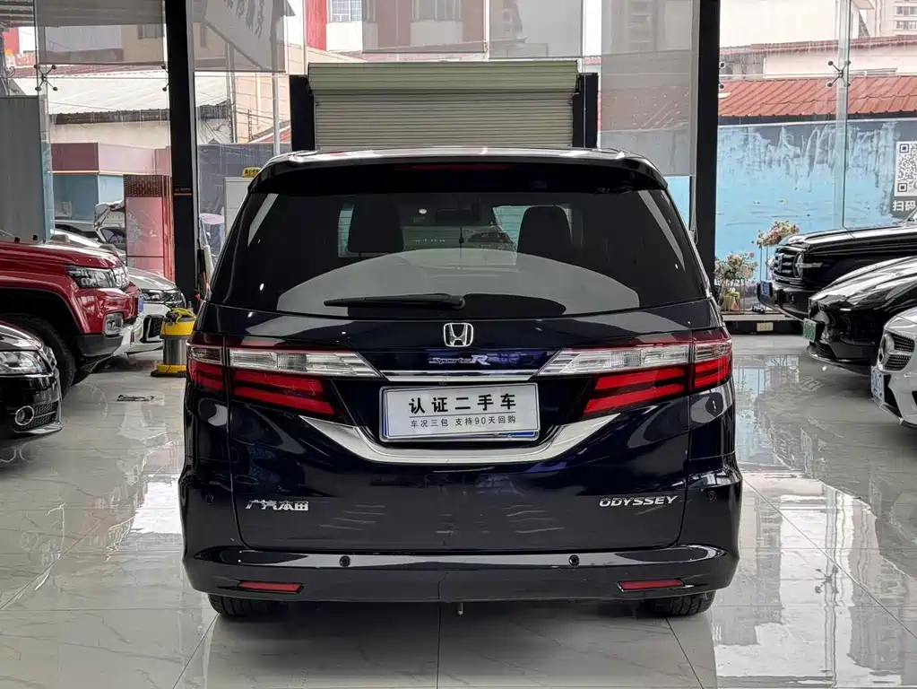 Honda Odyssey 2019 — фото 5