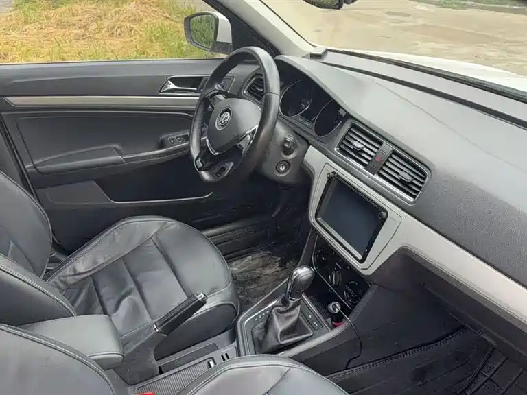 Volkswagen Lavida 2016