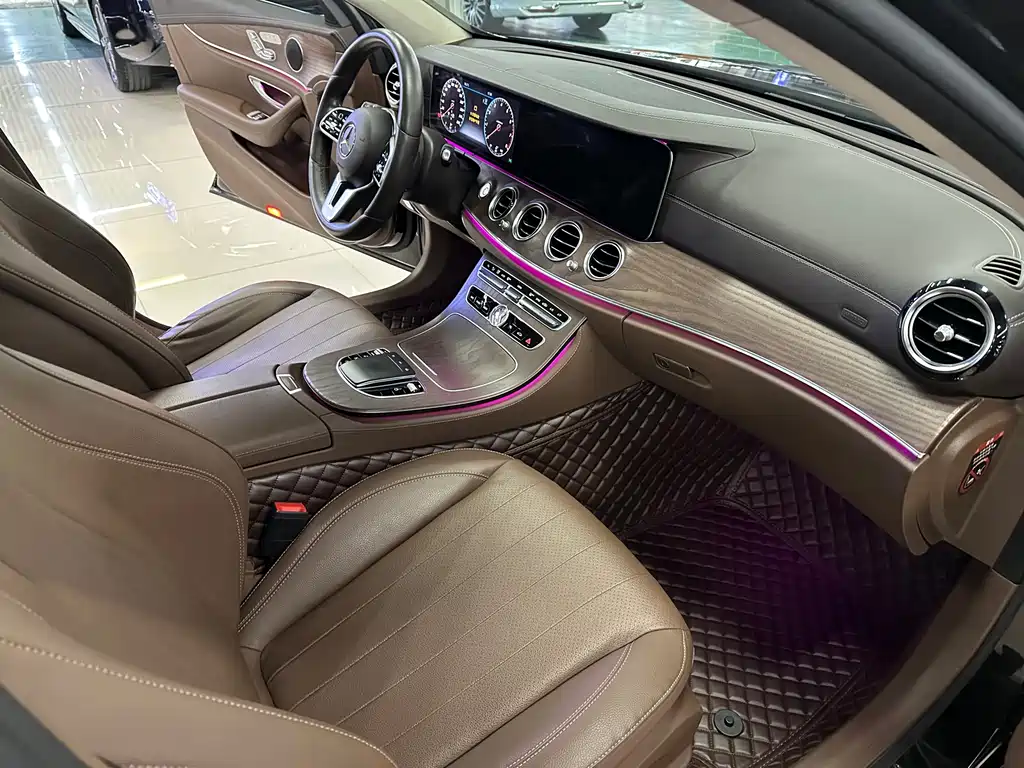 Mercedes-Benz E-Class 2020 — фото 10