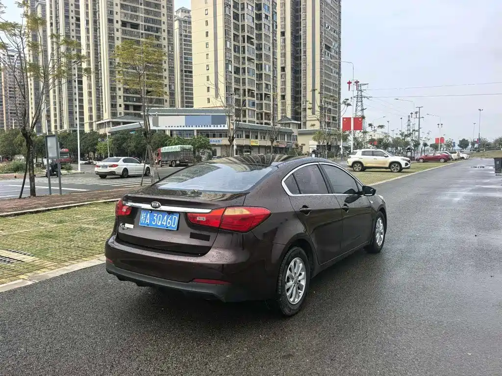 Kia K3 2015