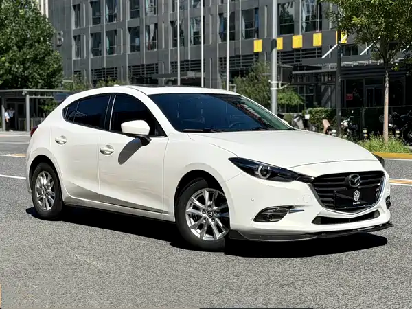 Mazda 3 Axela 2017