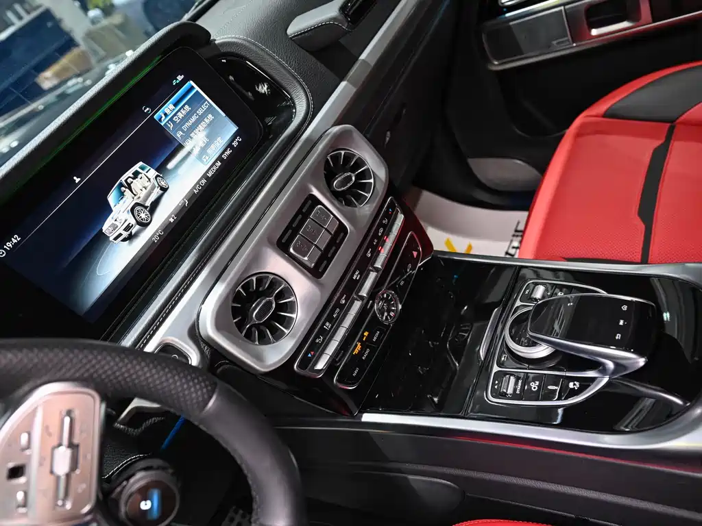 Mercedes-Benz G-Class AMG 2021 — фото 14