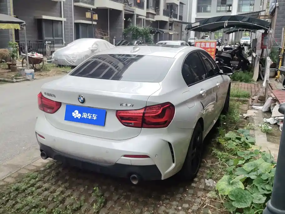 BMW 1 Series 2022