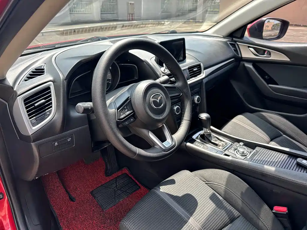 Mazda 3 Angkesela 2018 — фото 10