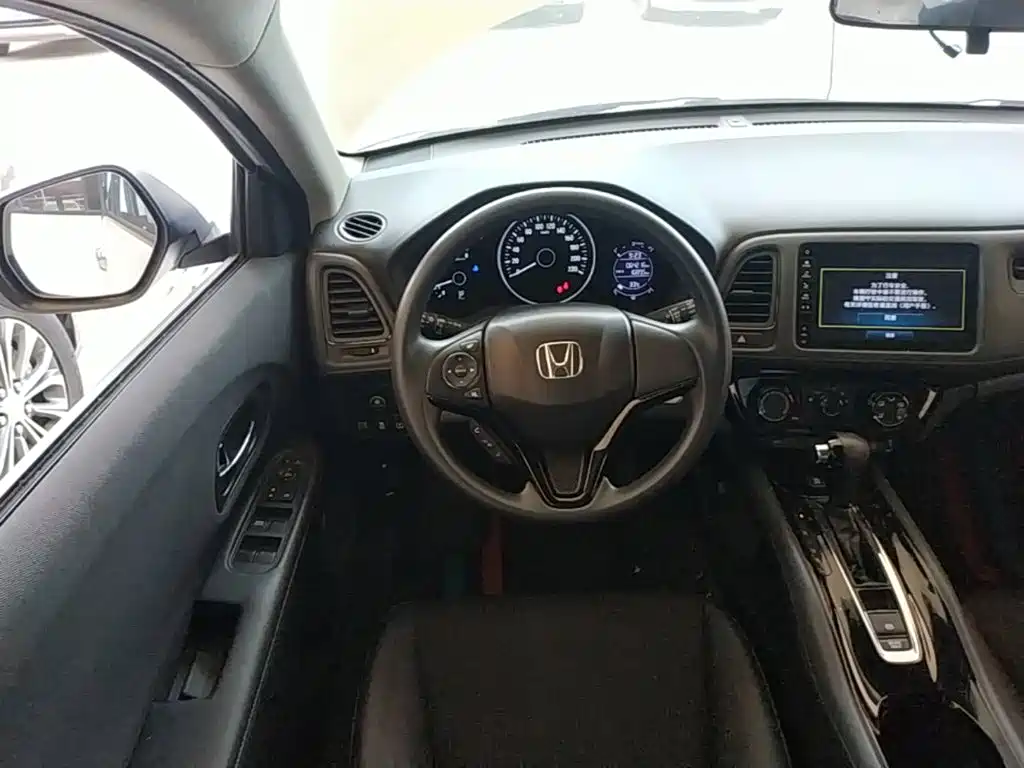 Honda Vezel 2022 — фото 11