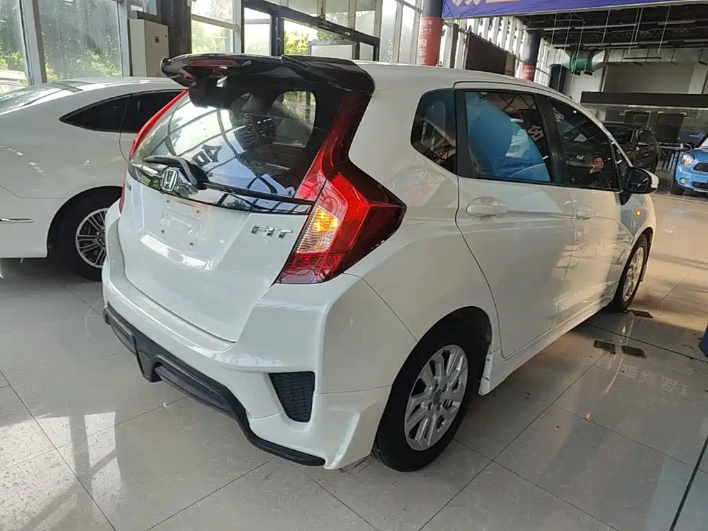 Honda Fit 2016