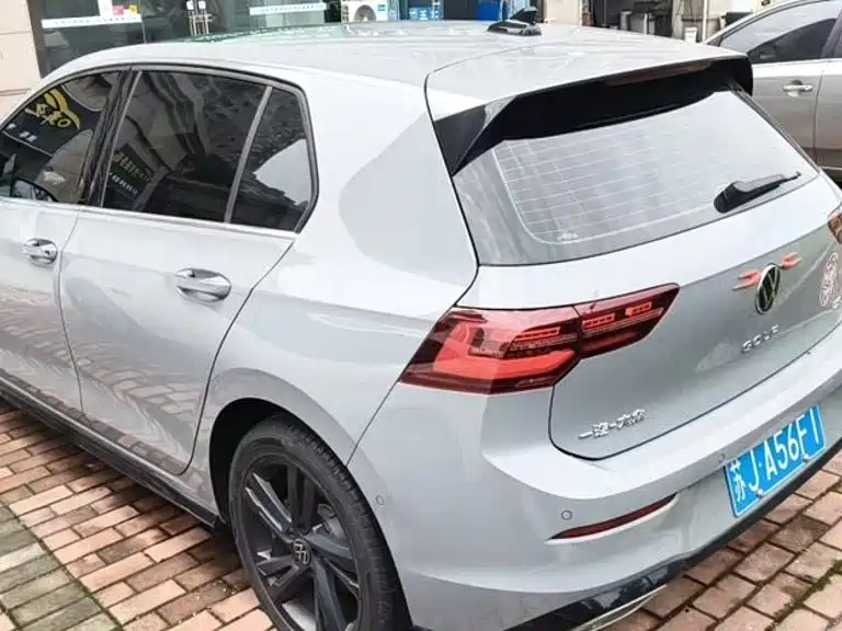 Volkswagen Golf 2022
