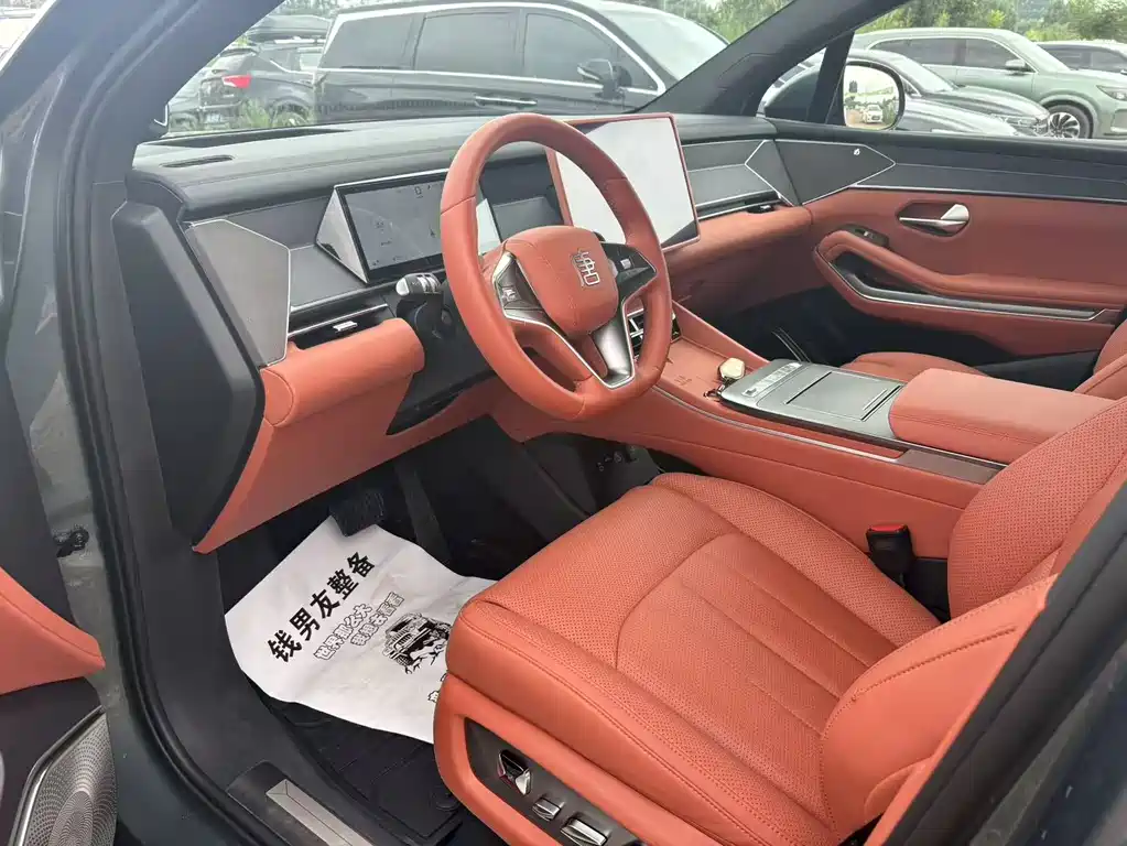 BYD Tang L 2025
