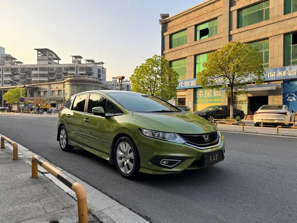 Honda Jade 2015 — фото 3
