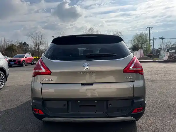 Peugeot 3008 2015
