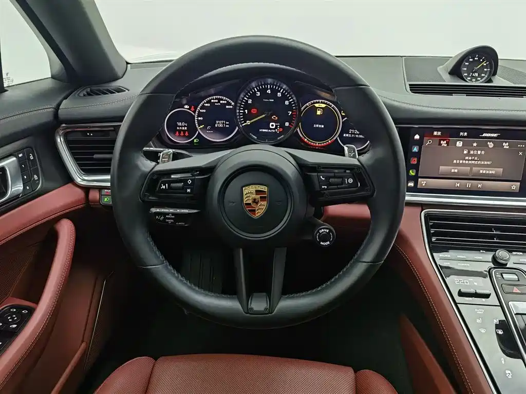 Porsche Panamera Hybrid 2023 — фото 11