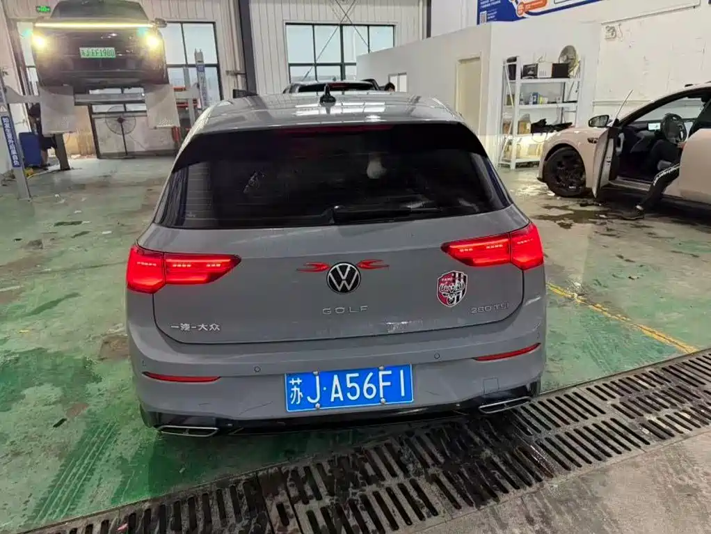 Volkswagen Golf 2022