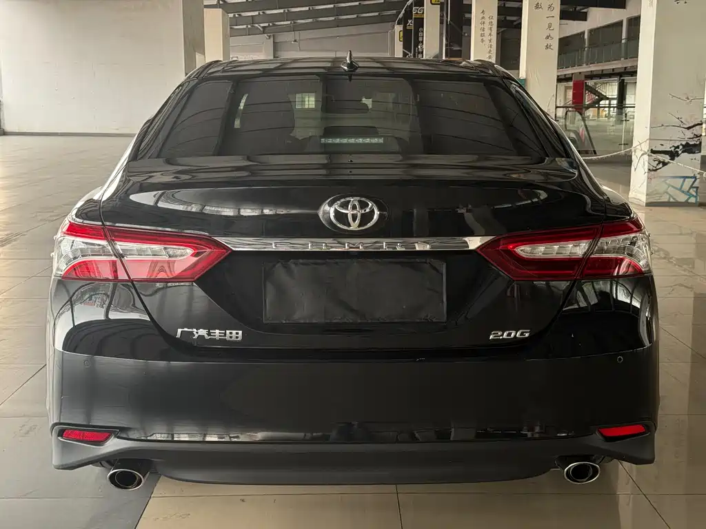 Toyota Camry 2021 — фото 5