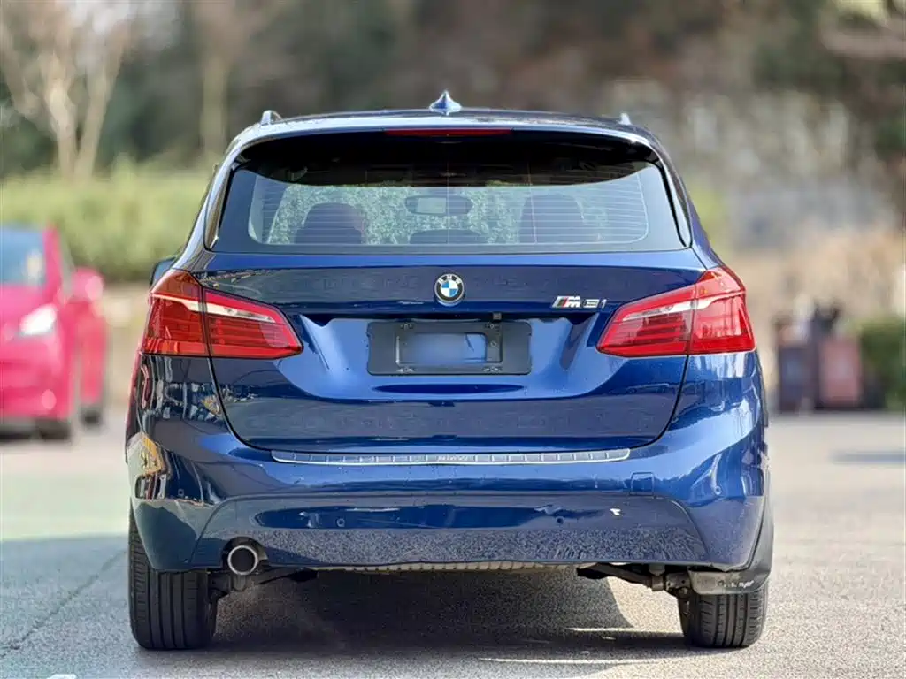 BMW 2 Series Active Tourer 2018 — фото 24