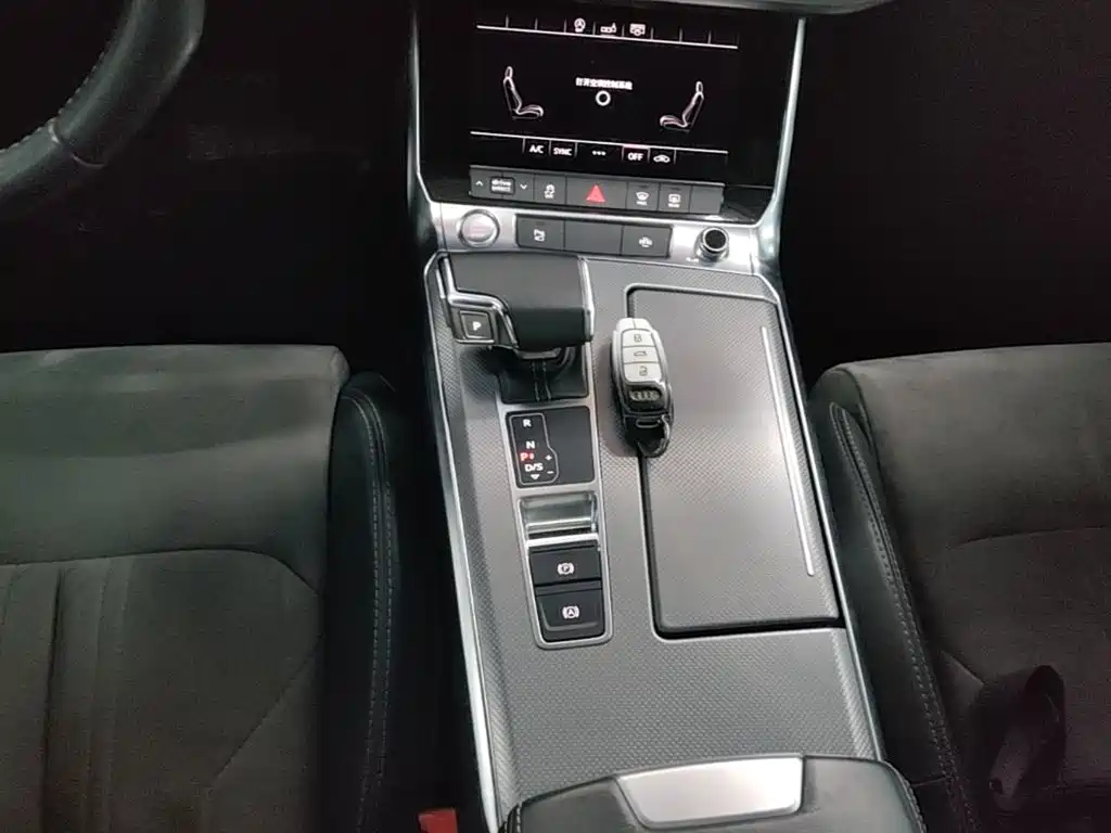 Audi A6L 2020 — фото 14