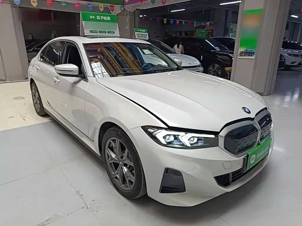 BMW i3 2023