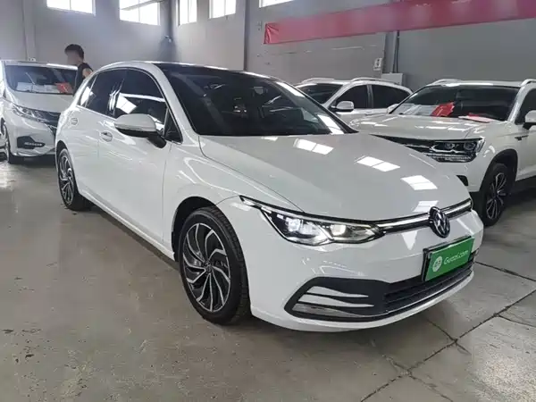 Volkswagen Golf 2023