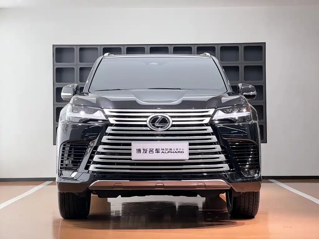 Lexus LX 2025